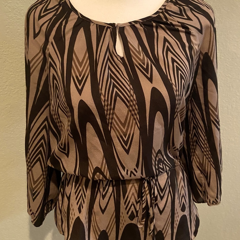 Banana Republic Brown/Tan Pattern Blouse with Belt, Size XS